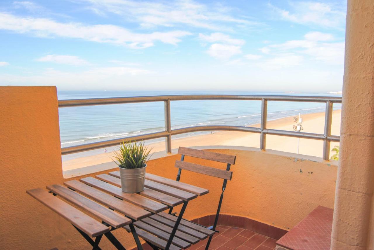 Ferienwohnung Piso Amplio Frente Al Mar En Pleno Paseo Maritimo. Cádiz Exterior foto